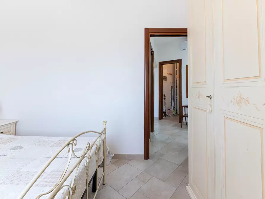 Immagine 50 di Villa in vendita  in Via Provinciale Martina Franca a Ostuni