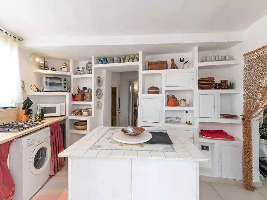 Immagine 46 di Villa in vendita  in contrada san benedetto a Ostuni