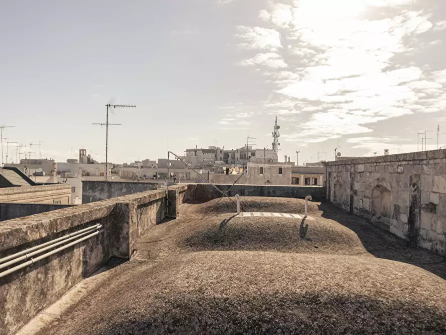 Immagine 44 di Palazzo in vendita  in Via Martiri di Kindu a Ostuni