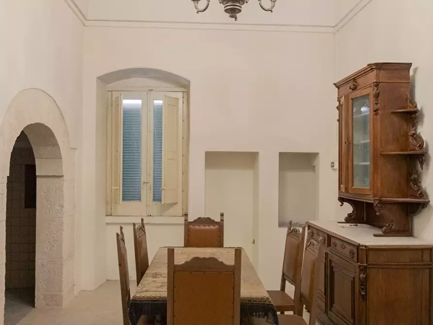 Immagine 25 di Palazzo in vendita  in Via Martiri di Kindu a Ostuni