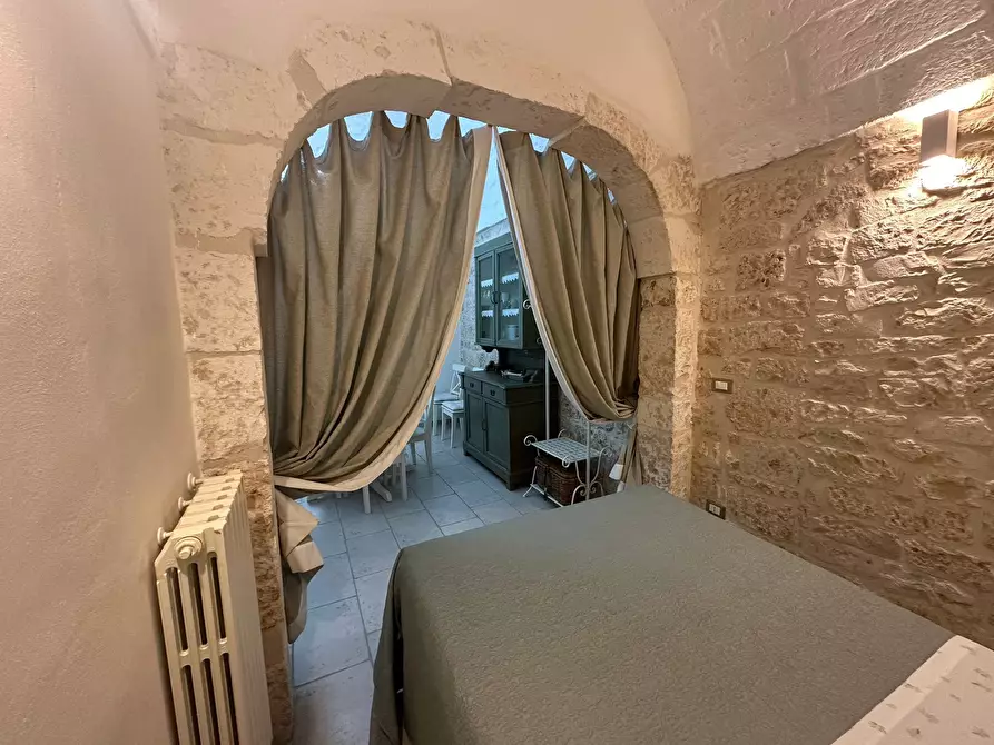 Immagine 30 di Casa indipendente in vendita  in Via Roberto Guiscardi a Ostuni
