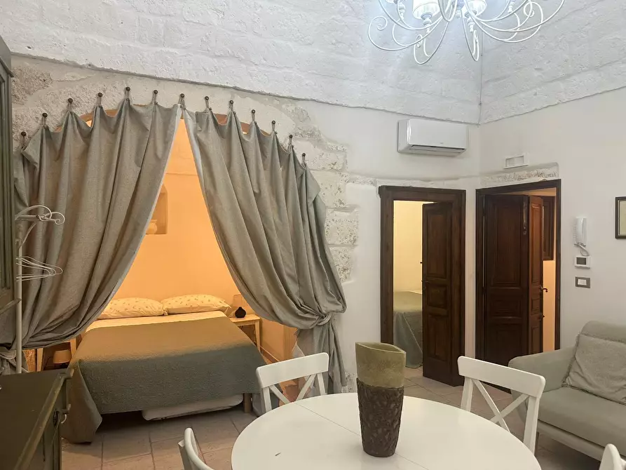 Immagine 35 di Casa indipendente in vendita  in Via Roberto Guiscardi a Ostuni