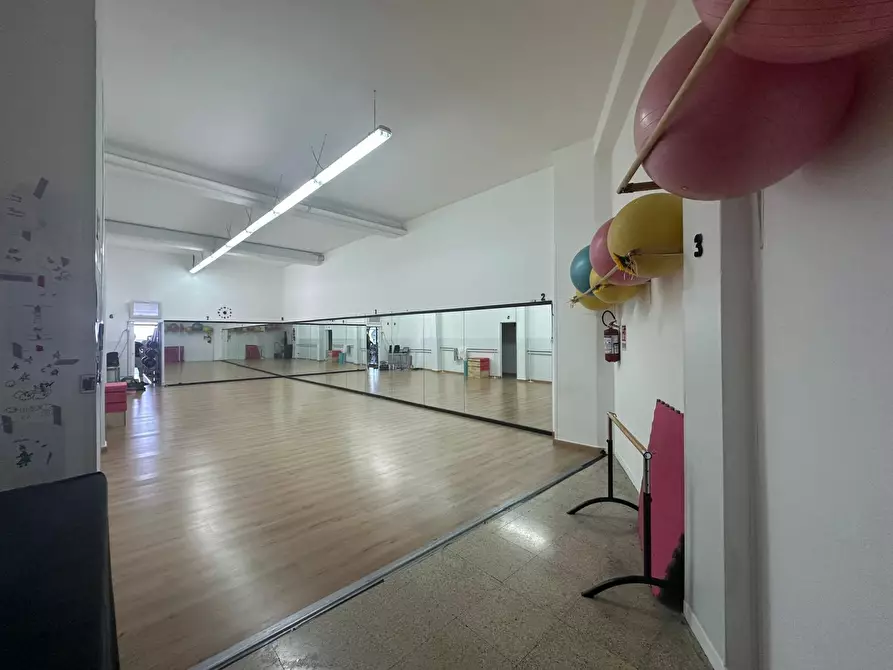 Immagine 14 di Bilocale in vendita  in Corso Giuseppe Mazzini a Ostuni