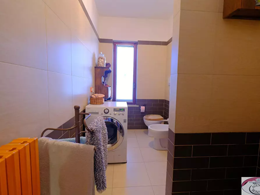 Immagine 26 di Villa in vendita  in Località Contrada 46 a Stella