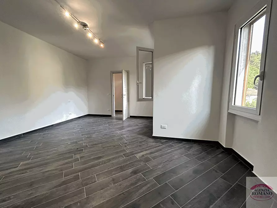 Immagine 22 di Villetta a schiera in vendita  in Località Giardini 11-12 a Sassello