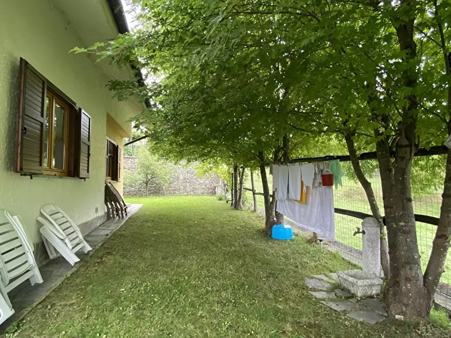 Immagine 11 di Villetta a schiera in vendita  in Località Maddalena 27 a Sassello