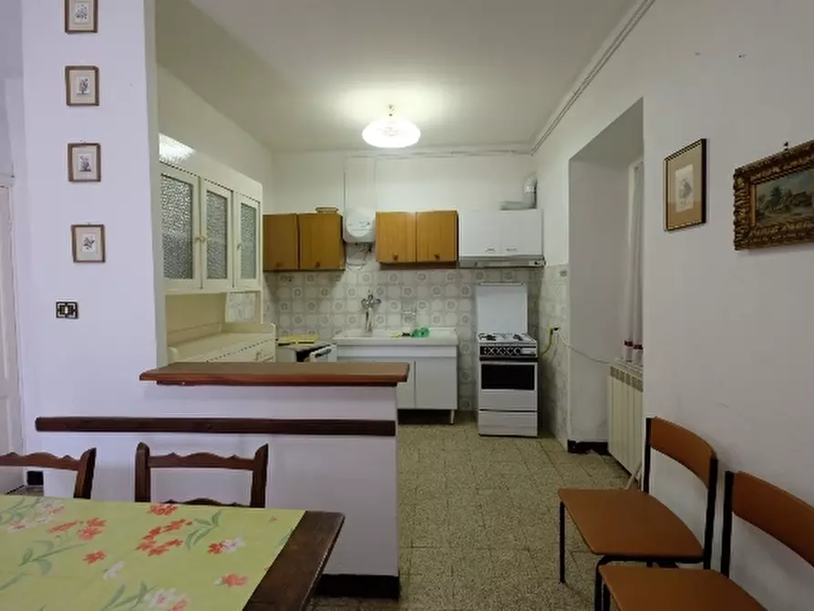 Immagine 38 di Appartamento in vendita  a Tiglieto