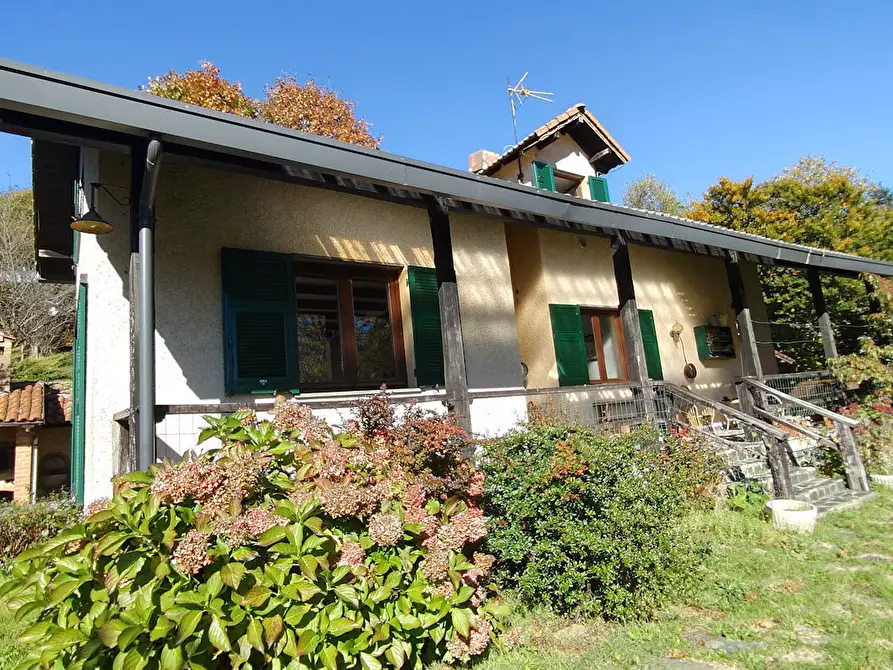 Immagine 2 di Villa in vendita  in Via Menacciano 1 a Pontinvrea