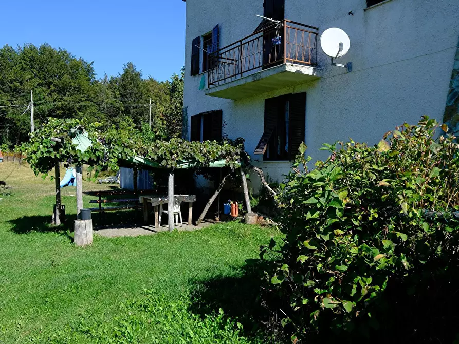 Immagine 30 di Trilocale in vendita  a Sassello