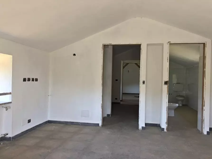 Immagine 36 di Rustico / casale in vendita  a Pontinvrea