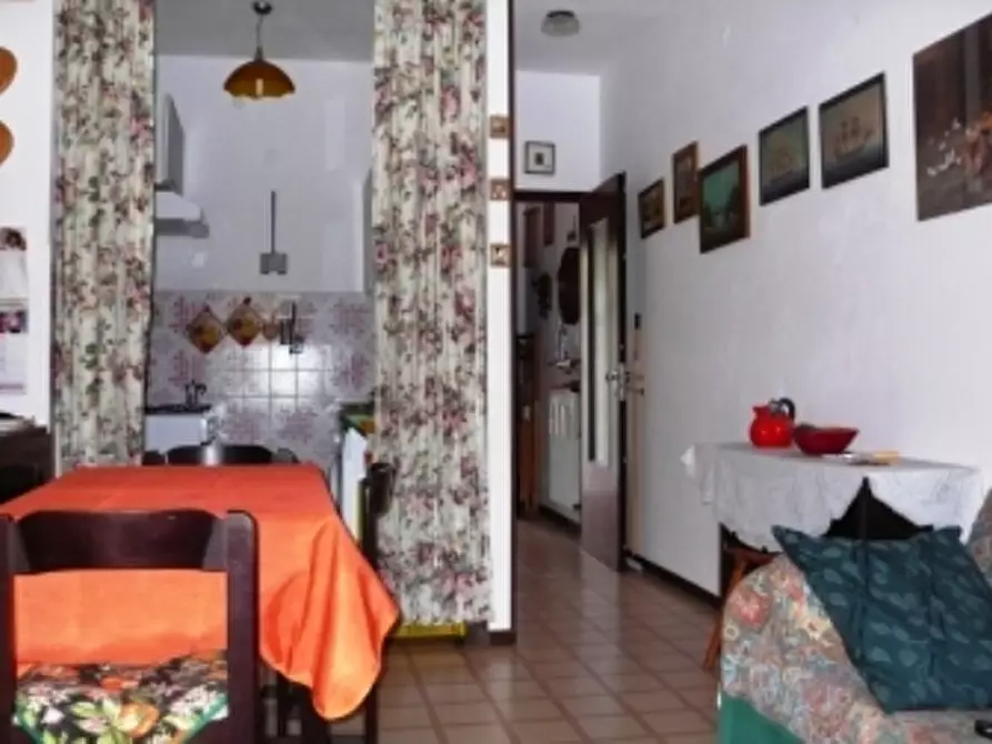 Immagine 6 di Appartamento in vendita  a Urbe