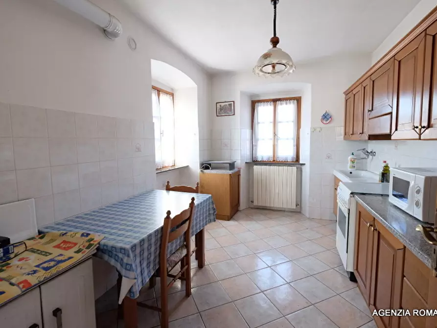 Immagine 9 di Rustico / casale in vendita  a Sassello