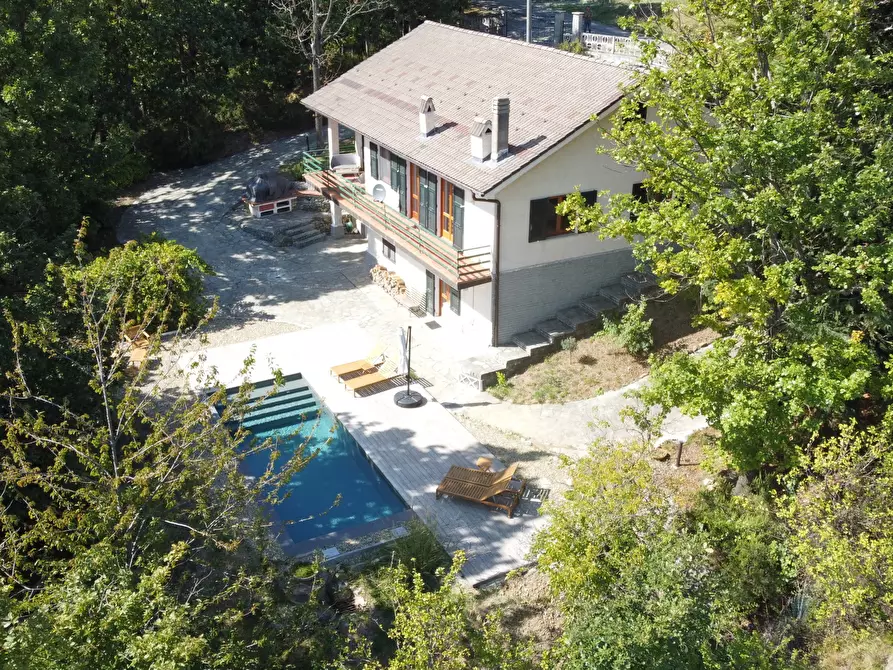 Immagine 3 di Villa in vendita  a Ponzone