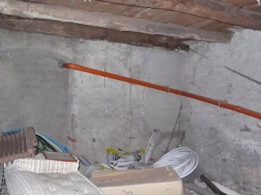Immagine 21 di Porzione di casa in vendita  a Varazze