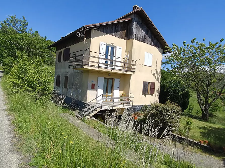 Immagine 3 di Villa in vendita  in Via Francia 75 a Tiglieto
