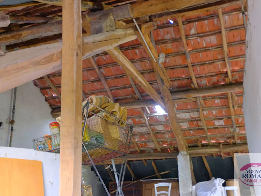 Immagine 29 di Villa in vendita  a Pareto