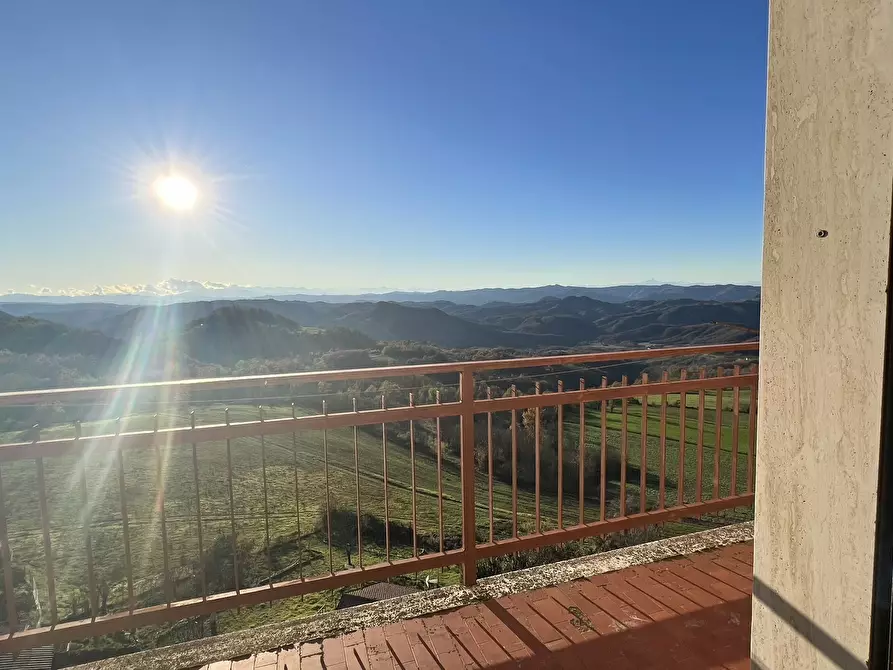 Immagine 20 di Palazzo in vendita  in Regione Chiapino 29 a Ponzone