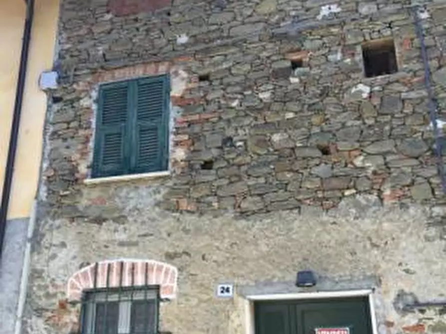 Immagine 1 di Porzione di casa in vendita  a Mioglia