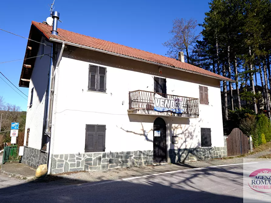 Immagine 2 di Casa indipendente in vendita  in Via Savona 47 a Urbe