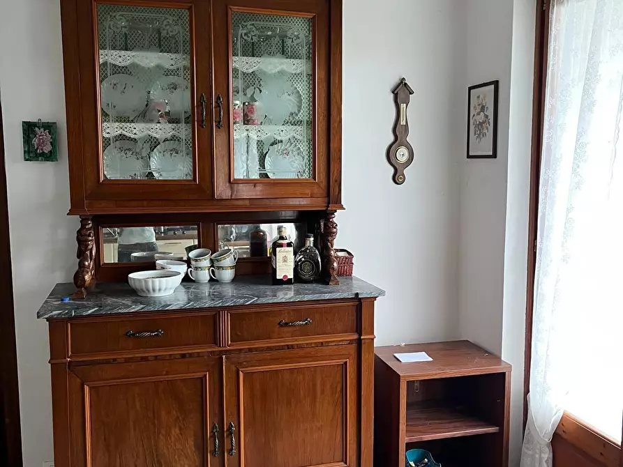 Immagine 5 di Trilocale in vendita  a Tiglieto