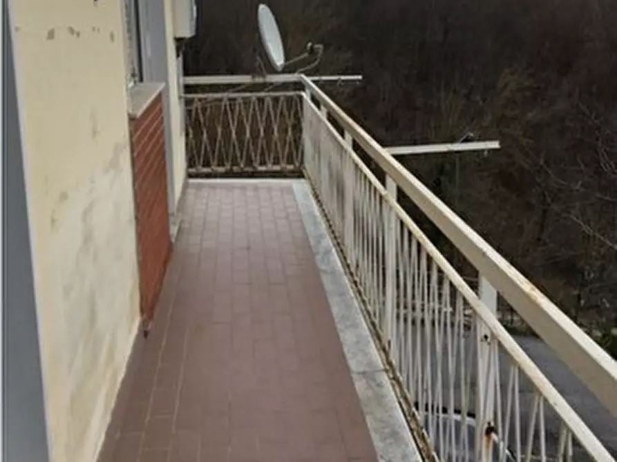 Immagine 5 di Quadrilocale in vendita  in Frazione Acquafredda 29 a Montoggio