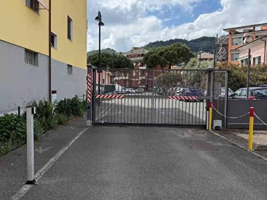 Immagine 1 di Garage in vendita  in Via alla Basilica dei Fieschi 2/A a Cogorno