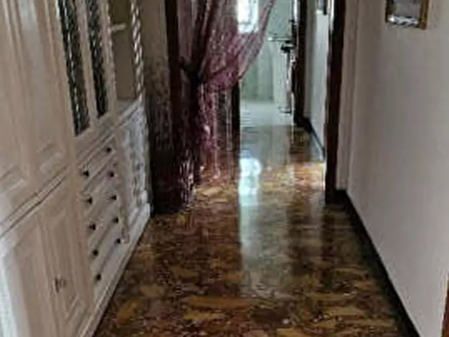 Immagine 3 di Quadrilocale in vendita  in Via Domenico Oliva 40 a Genova