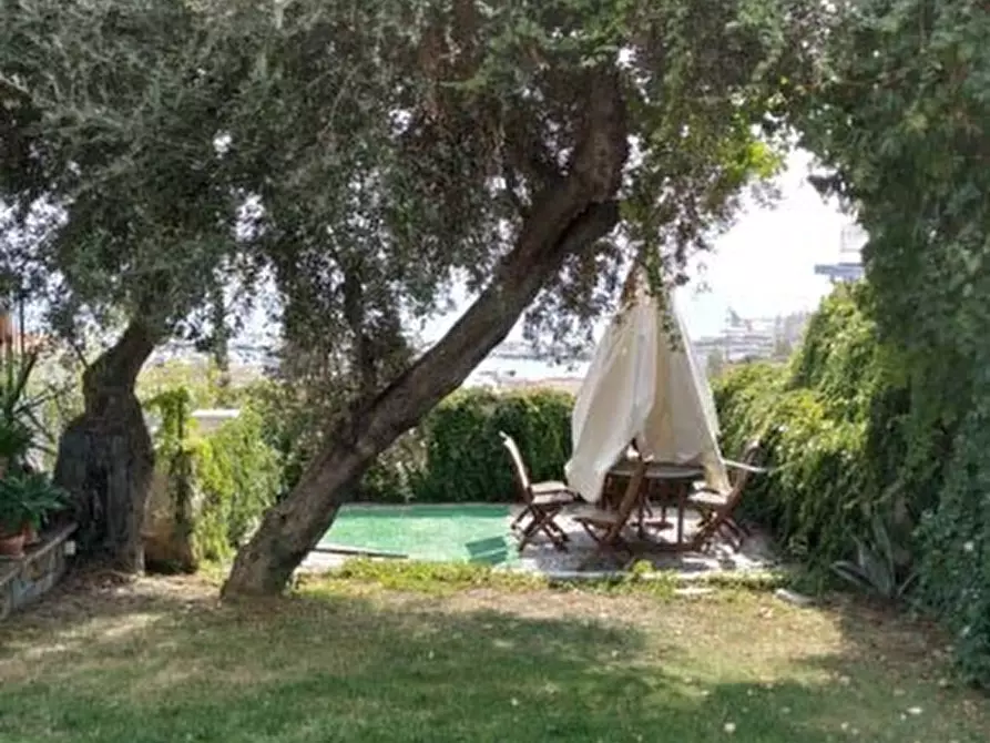 Immagine 6 di Villa in vendita  in Via Privata Altamira 16/A a Imperia