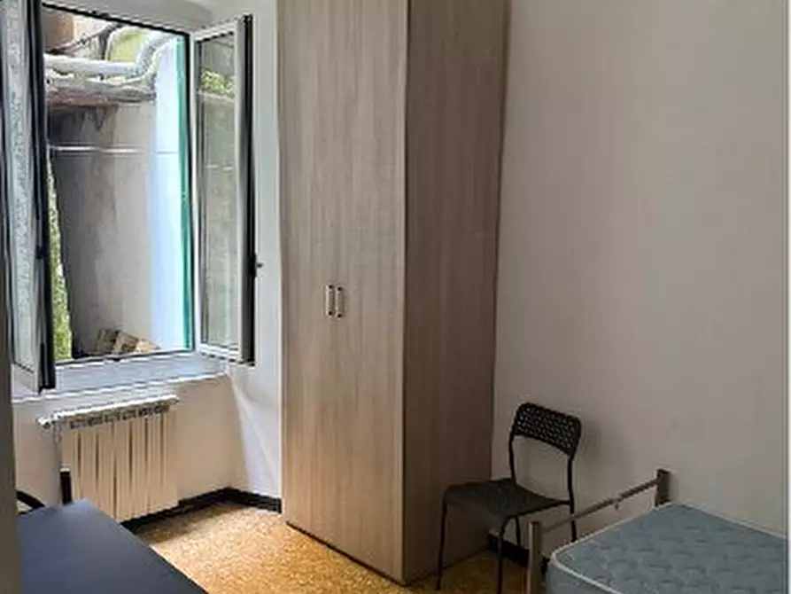 Immagine 4 di Quadrilocale in vendita  in Via del Lagaccio 31 a Genova