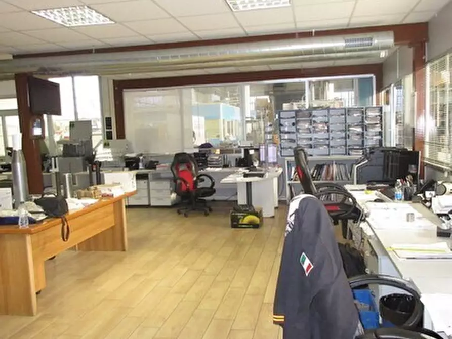 Immagine 9 di Attività artigianale in vendita  in Via Marsala 15 a Nichelino