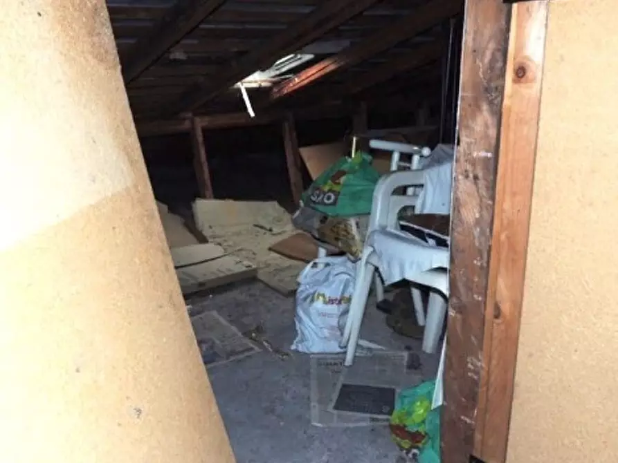 Immagine 9 di Quadrilocale in vendita  in Via Privata Bosena 24 a Rapallo