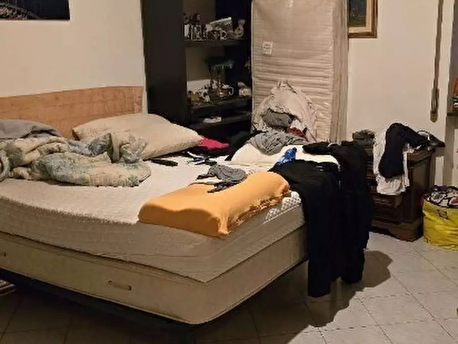 Immagine 4 di Pentalocale in vendita  in Via Antonio Sant'Elia 104 a Genova