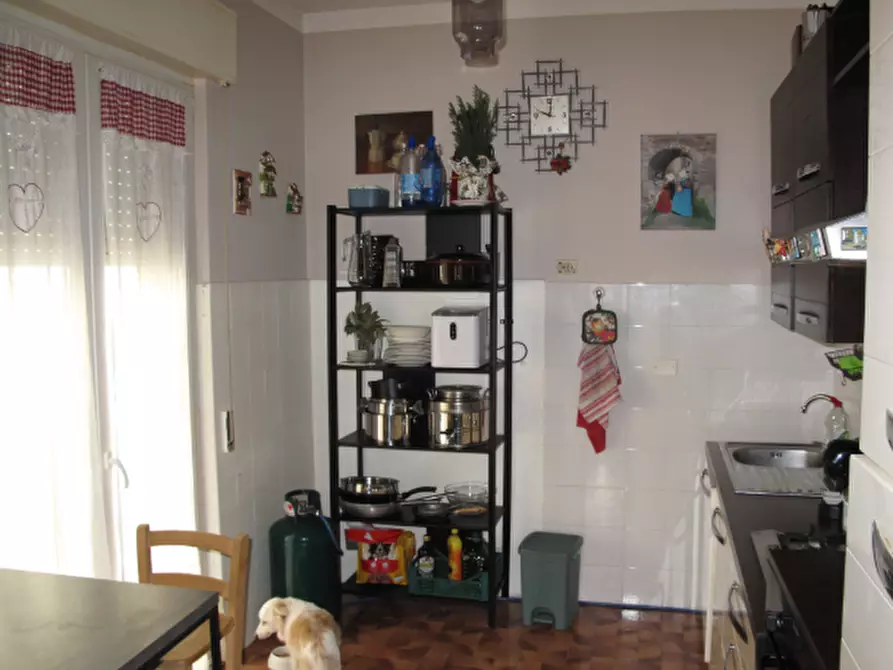 Immagine 4 di Quadrilocale in vendita  in Via Fratelli Canepa 48B a Serra Riccò