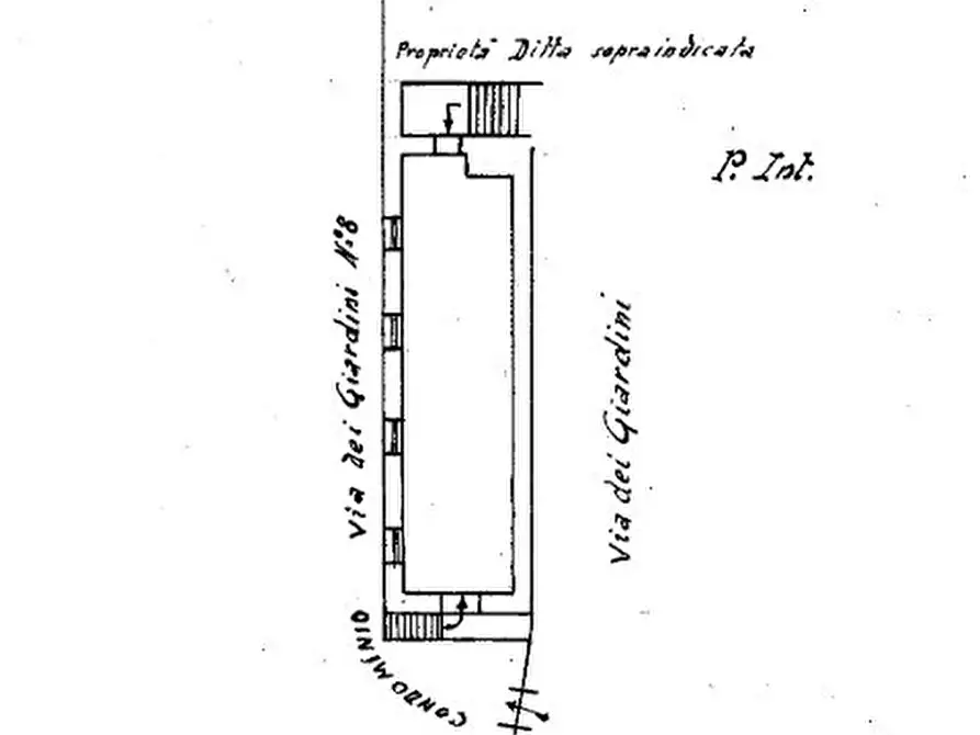Immagine 2 di Magazzino in vendita  in Via dei Giardini 8 a Genova