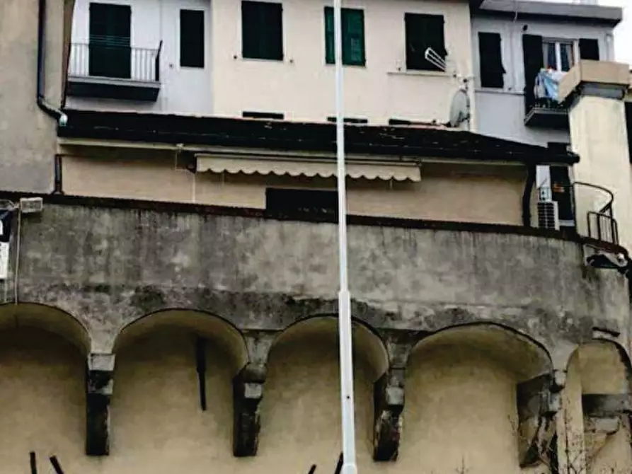 Immagine 1 di Quadrilocale in vendita  in Via alla Calata Marinetta 14 a Genova