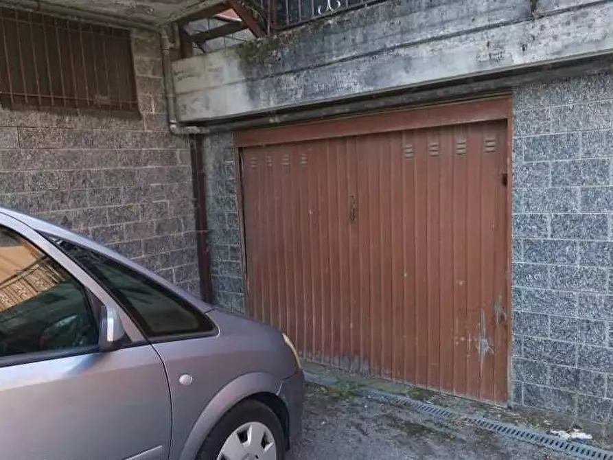 Immagine 1 di Garage in vendita  in Via Piave 8 a Cengio