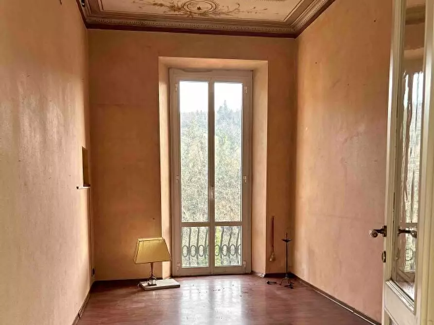 Immagine 4 di Pentalocale in vendita  in Via Croce Bianca 55 a Mignanego