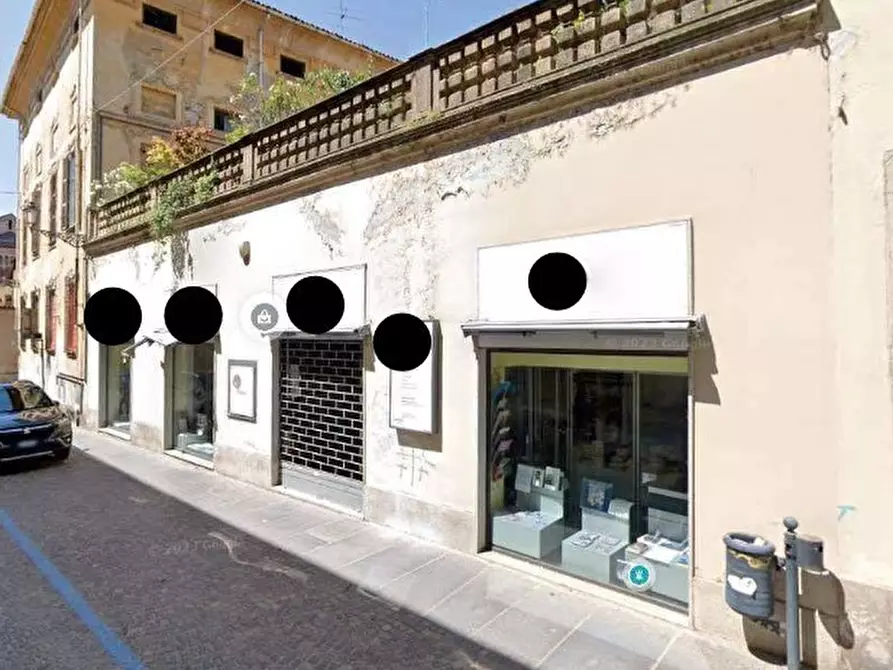Immagine 1 di Locale commerciale in vendita  in Via Benvenuto Sangiorgio 4 a Casale Monferrato