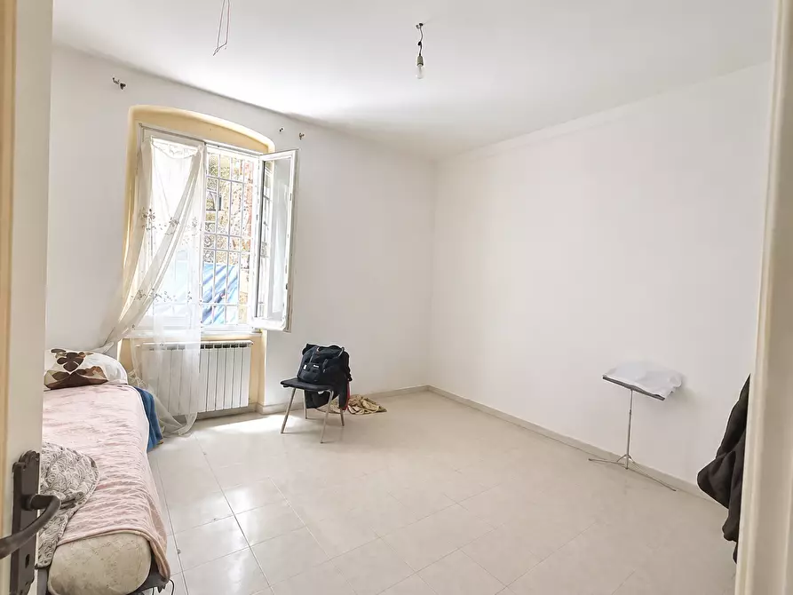 Immagine 5 di Trilocale in vendita  in Via Venezia 21/5 a Genova