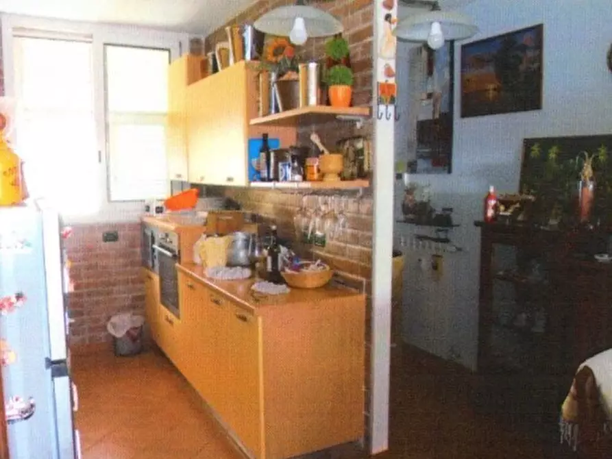 Immagine 10 di Pentalocale in vendita  in Via Val Trebbia 82 a Genova