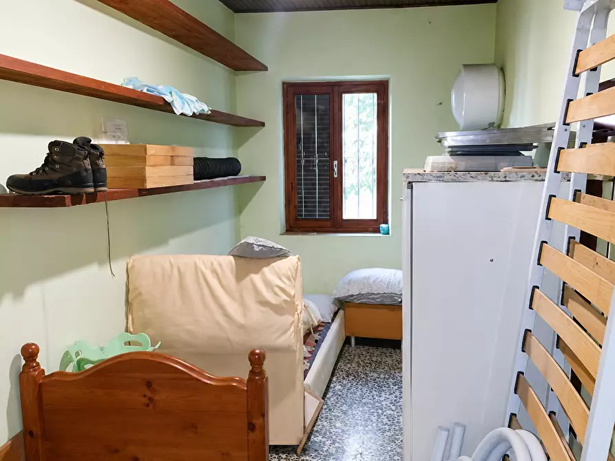 Immagine 5 di Casa bifamiliare in vendita  in Via Cicone 5 a Tiglieto
