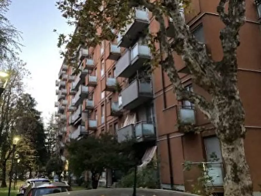 Immagine 1 di Quadrilocale in vendita  in Via Santuario del Sacro Cuore 3 a Milano