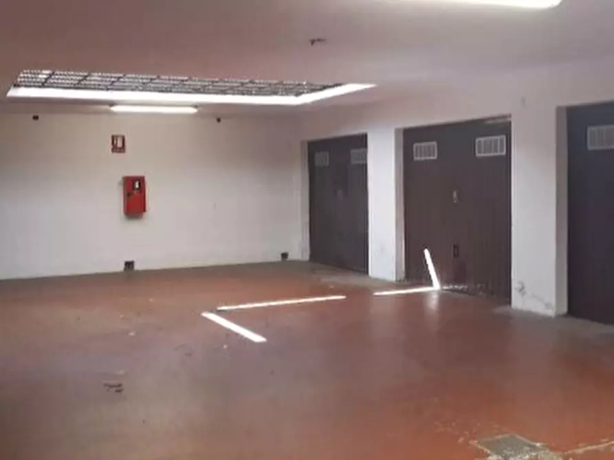 Immagine 11 di Pentalocale in vendita  in Via Francesco Crispi 3 a Novi Ligure