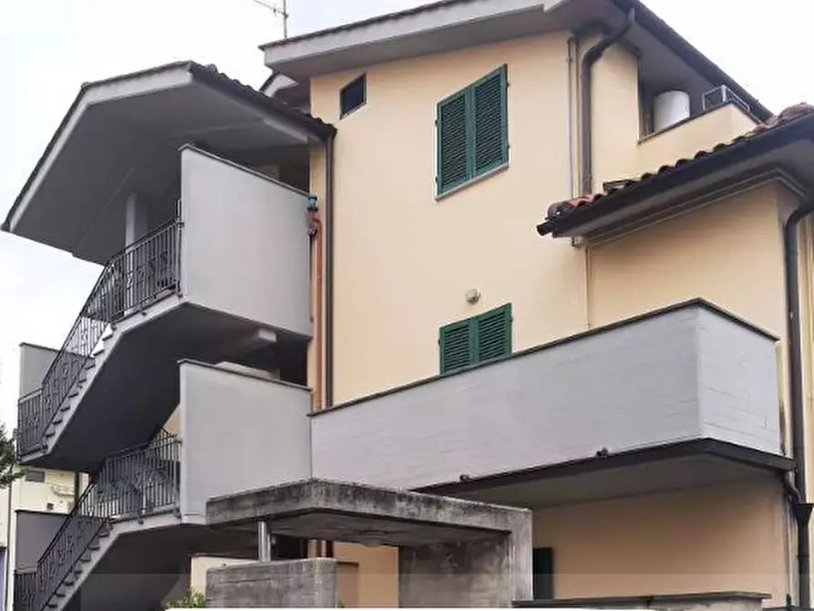 Immagine 1 di Casa indipendente in vendita  in Via Isola di Lero 40/7 a Prato