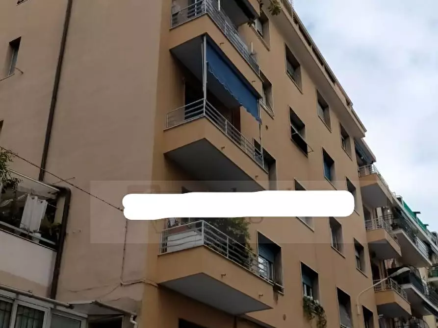 Immagine 1 di Pentalocale in vendita  in Via Martiri della Libertà 226 a San Remo