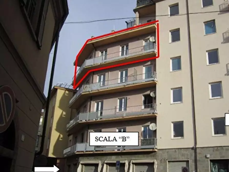 Immagine 1 di Pentalocale in vendita  in Via Giordano Bruno 6 a Tortona