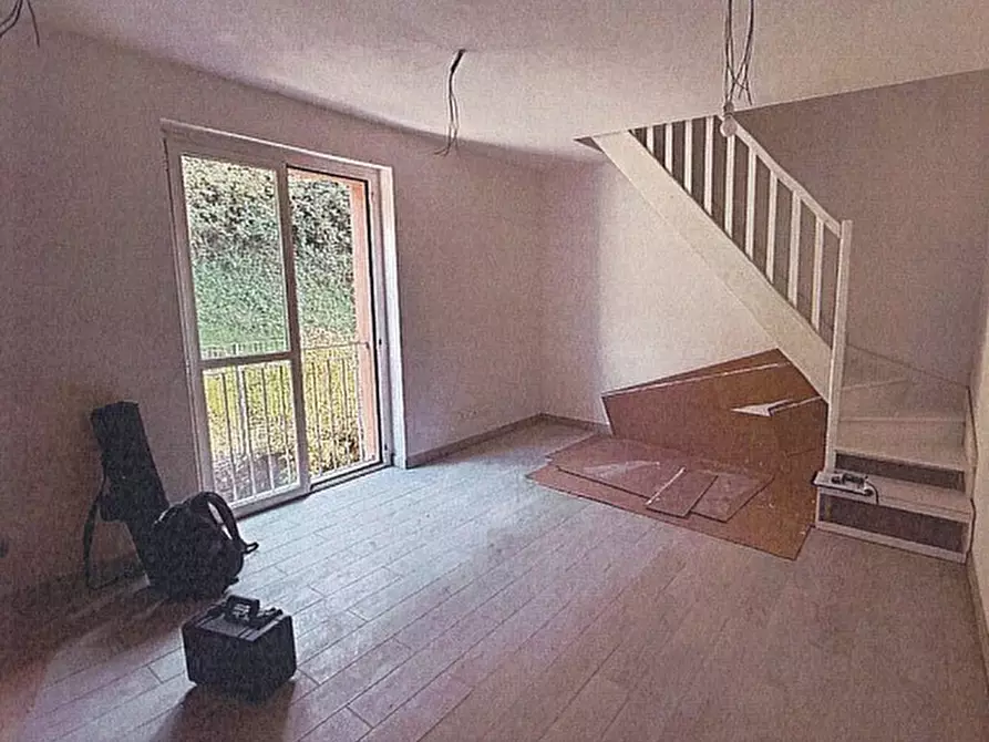 Immagine 3 di Quadrilocale in vendita  in Via Campo Poggio 2 a Serra Riccò