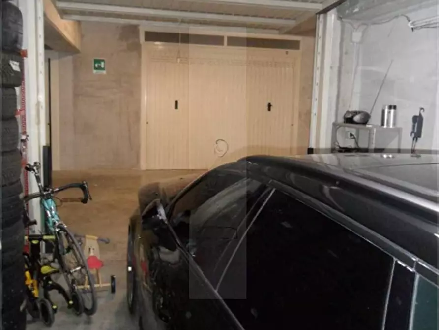 Immagine 3 di Garage in vendita  in Via Don Giovanni Rizzante 59 a Alessandria