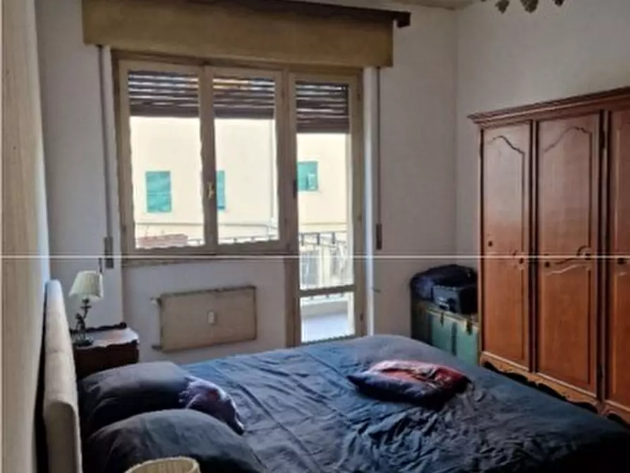 Immagine 7 di Pentalocale in vendita  in Via Canevari 29 a Genova