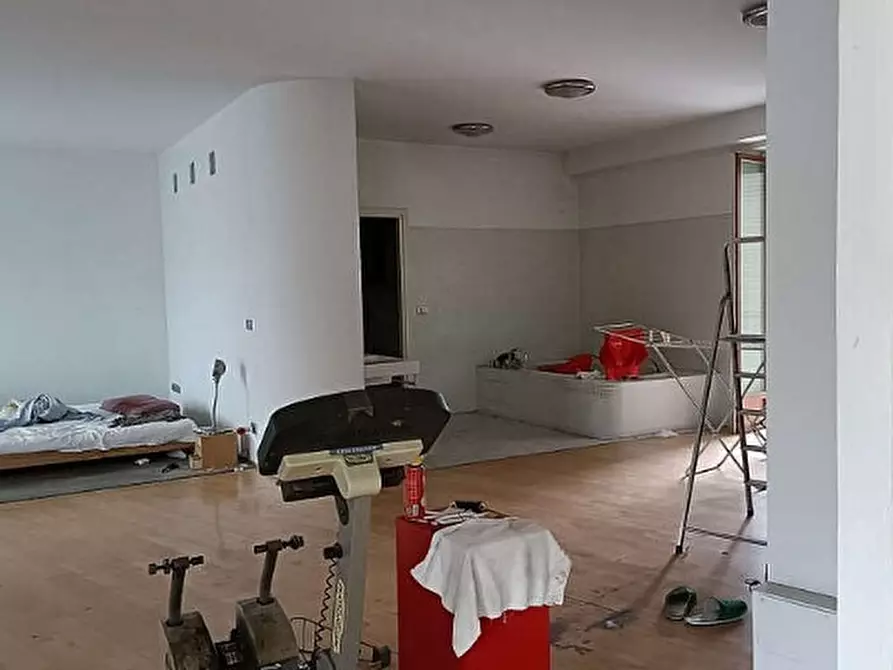 Immagine 5 di Pentalocale in vendita  in Corso Dante 126 a Torino